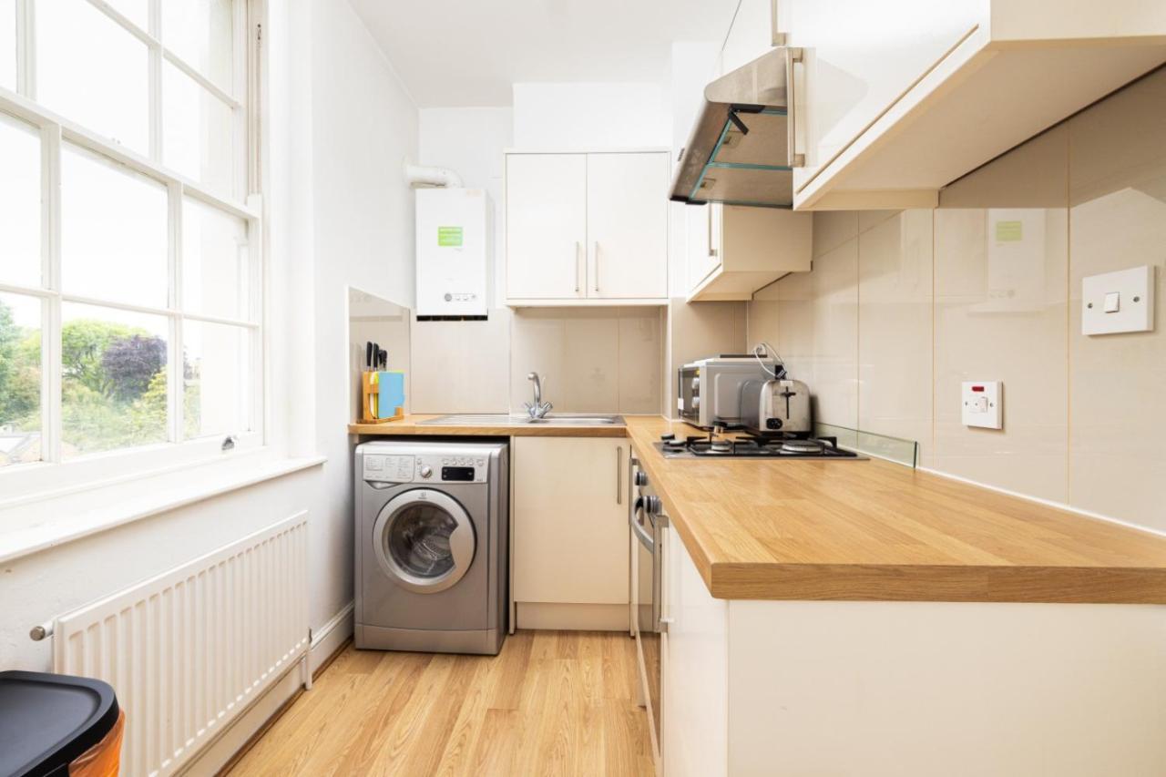 런던 Mornington Crescent 아파트 외부 사진